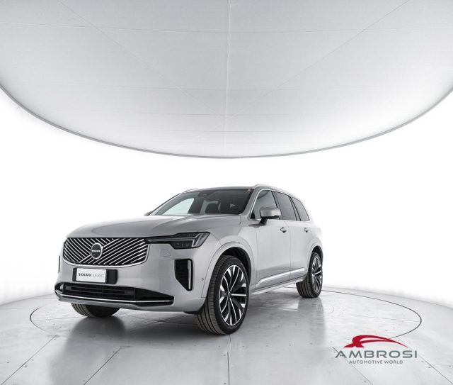 Volvo XC90 B5 AWD automatico Plus Bright 7 P.ti usato a CORCIANO