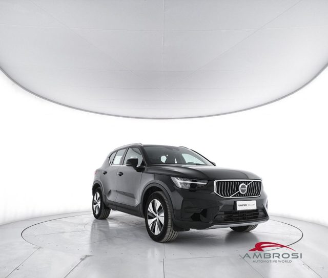 Volvo XC40 T4 Recharge Plug-in Hybrid automatico Essential 21 - foto 3 di 4