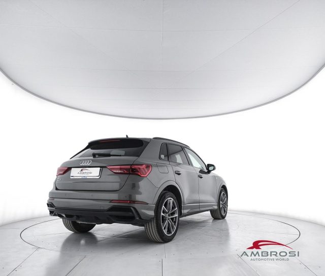 Audi Q3 35 2.0 tdi S line edition s-tronic - foto 4 di 16
