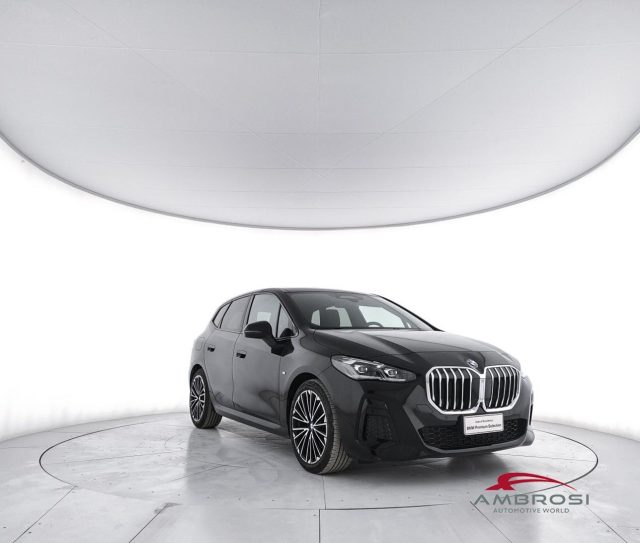 BMW 218 Serie 2 d Msport auto - foto 3 di 4