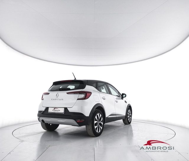 Renault Captur Blue dCi 95 CV Zen - foto 4 di 4