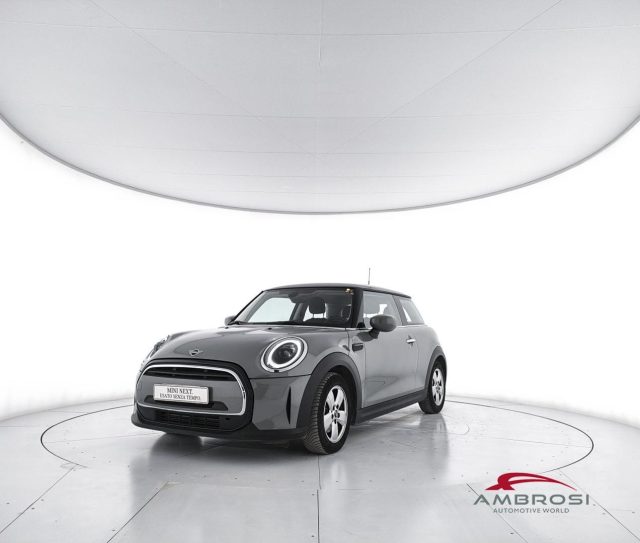 MINI One 3p 1.5 C Classic auto, del 2022, 92.220 km, in vendita a Corciano (PG)