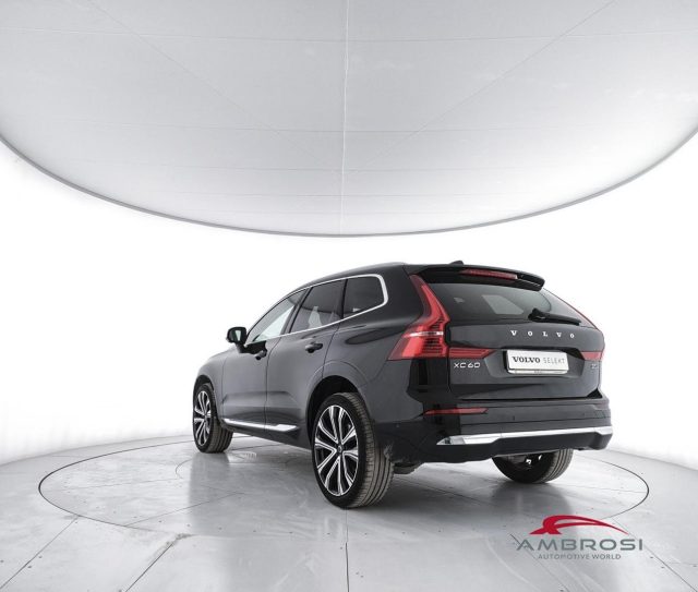 Volvo XC60 B5 AWD automatico Ultimate Bright - foto 4 di 4