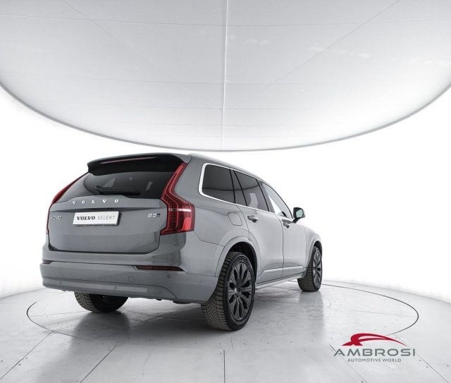 Volvo XC90 2.0 b5 Core awd 7p.ti auto - foto 3 di 4