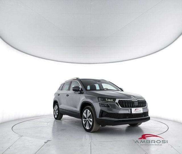 Skoda Karoq 1.0 TSI 110 CV Style - foto 3 di 4
