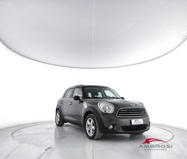MINI Countryman Cooper D 1.6 Cooper D - foto 2 di 4