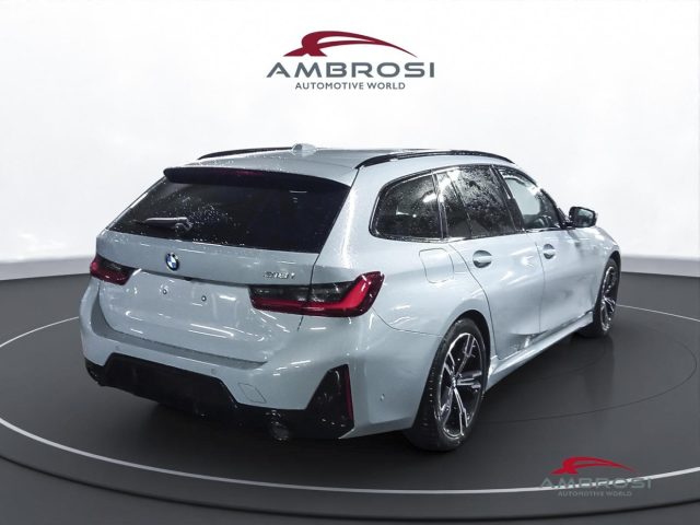 BMW 318 Serie 3 i Touring Msport Pro Innovation Package - foto 3 di 4
