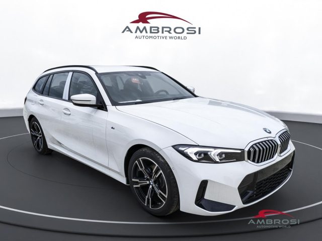 BMW 320 Serie 3 d Touring Msport Innovation Package - foto 2 di 4