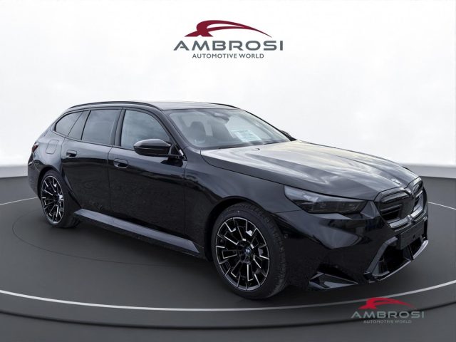 BMW M5 Touring M-Driver's Comfort Package - foto 2 di 4