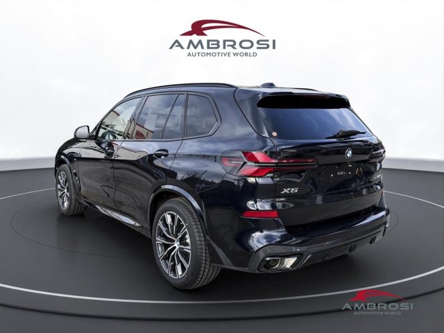 BMW X5 xDrive30d Msport Pro Travel Innovation Package - foto 4 di 4