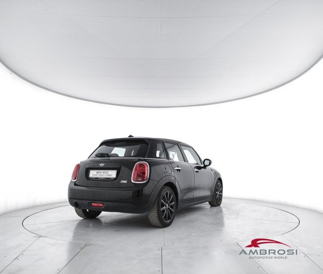 MINI One 5 porte 1.5 75 CV Baker Street - foto 4 di 4