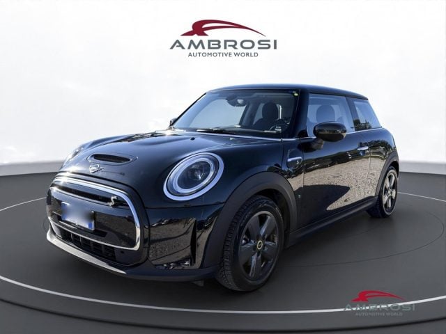 MINI Cooper SE 3 porte Essential, del 2022, 41.952 km, in vendita a Corciano (PG)