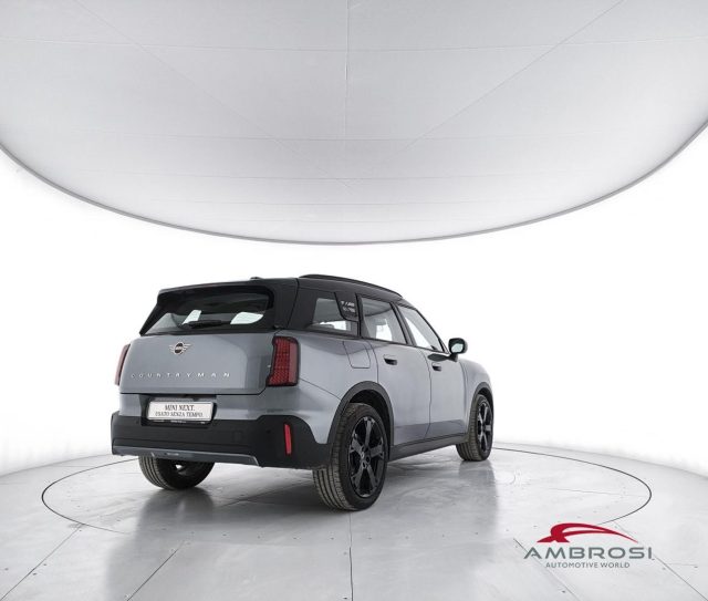 MINI Countryman Cooper D 2.0 48V D Classic auto - foto 3 di 4