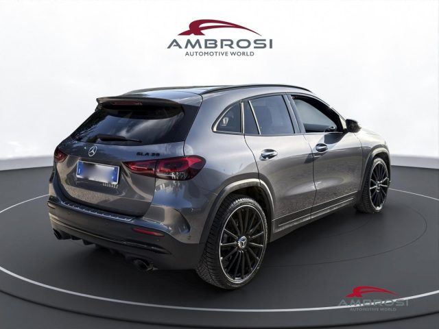 Mercedes-Benz GLA 35 AMG 35 4Matic AMG - foto 3 di 4