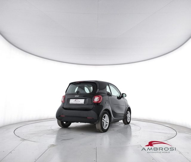 smart forTwo EQ Pure - foto 3 di 4