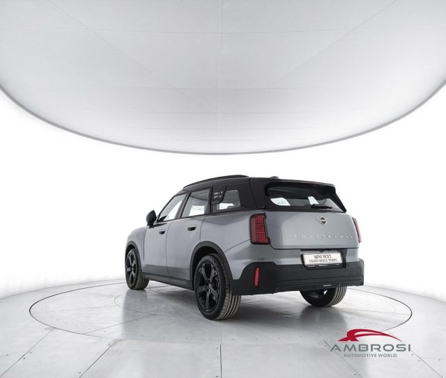 MINI Countryman Cooper D 2.0 48V D Classic auto - foto 4 di 4