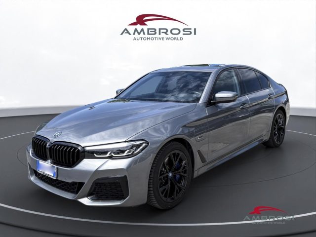 BMW 545 Berlina e xDrive M-Sport usato a CORCIANO