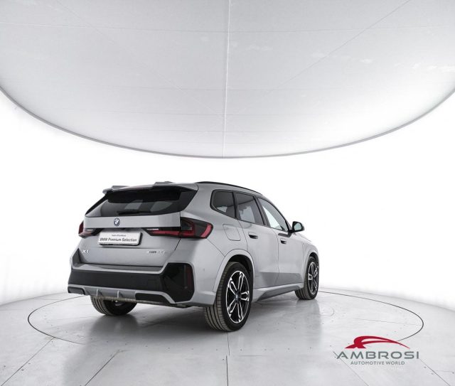 BMW X1 xdrive 25e auto M-Sport Pro - foto 3 di 4