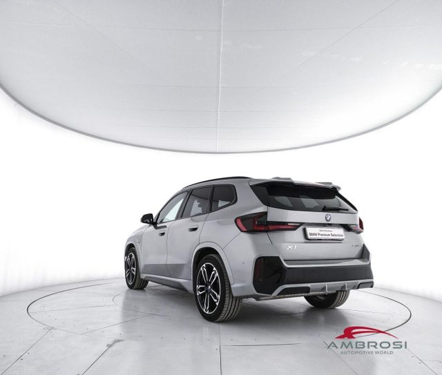 BMW X1 xdrive 25e auto M-Sport Pro - foto 4 di 4