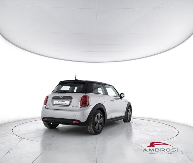 MINI Cooper SE 3 porte Cooper S - foto 3 di 4