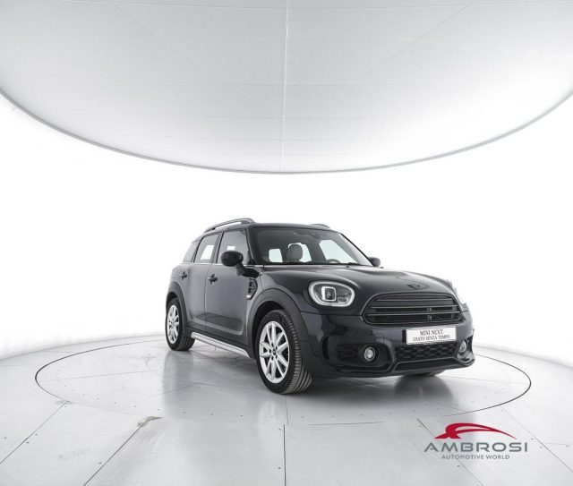 MINI Countryman Cooper 1.5 Cooper JCW - foto 2 di 4