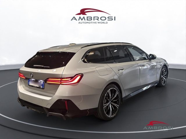 BMW 520 Serie 5 d X-Drive M-Sport Pro Travel Confort Packa - foto 3 di 4