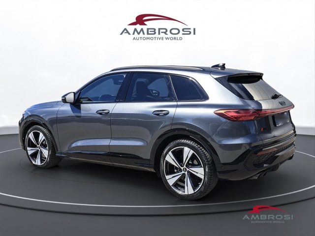 Audi Q5 2.0 tdi mhev+ Launch edition S line quattro 204cv - foto 4 di 4