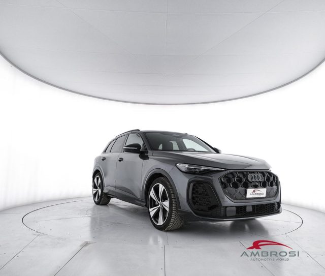 Audi Q5 2.0 tdi mhev+ Launch edition S line quattro 204cv - foto 3 di 4