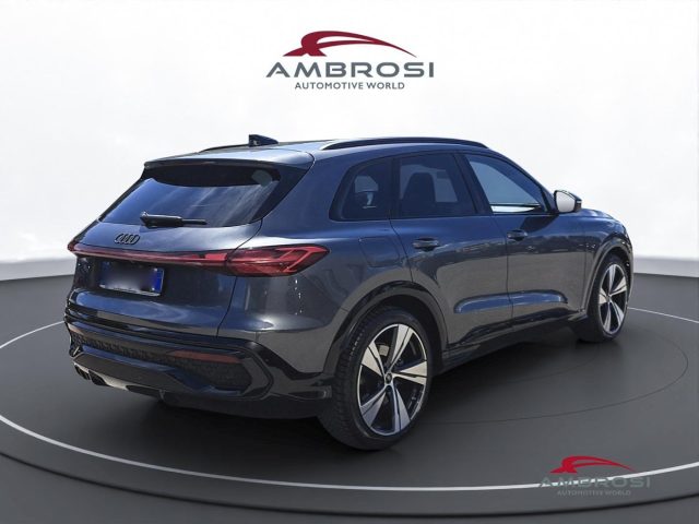 Audi Q5 2.0 tdi mhev+ Launch edition S line quattro 204cv - foto 3 di 4