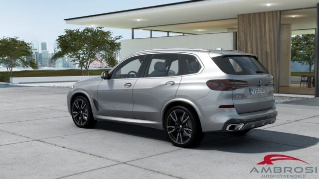 BMW X5 xDrive40i Msport - foto 2 di 4