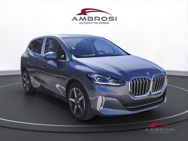 BMW 218 Serie 2 d Luxury Line Innovation Package - foto 2 di 4
