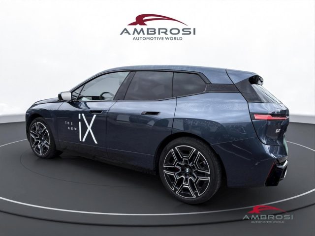 BMW iX xDrive45 Msport Pro Innovation Comfort Package - foto 4 di 4