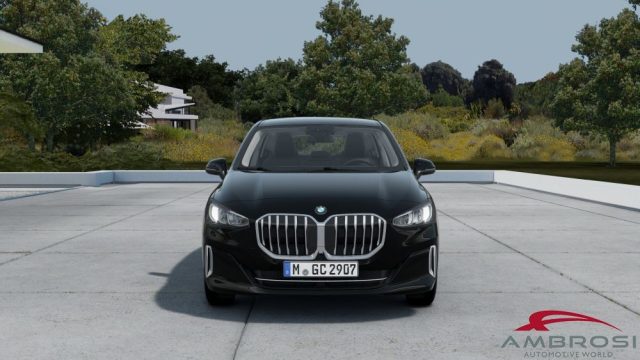 BMW 218 Serie 2 d Active Tourer Luxury - foto 3 di 4