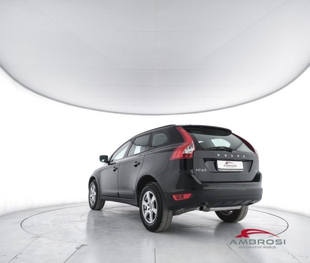 Volvo XC60 D3 Kinetic - PER OPERATORI DEL SETTORE - foto 4 di 4