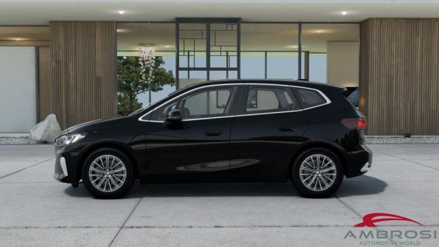 BMW 220 Serie 2 i Active Tourer Luxury - foto 4 di 4