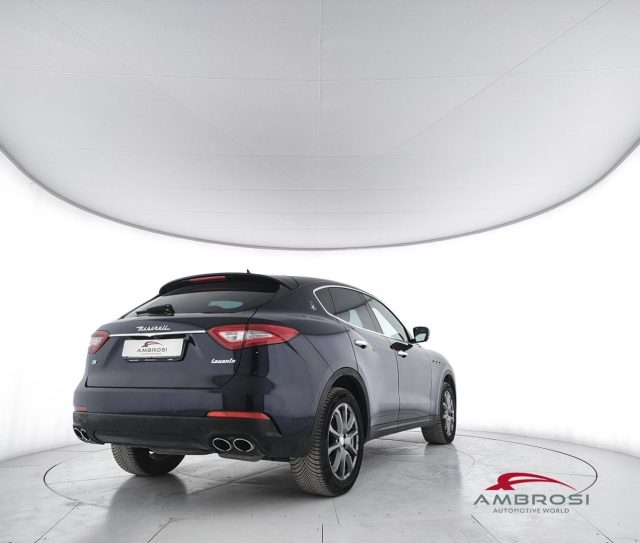 Maserati Levante Levante V6 AWD Granlusso - foto 4 di 4