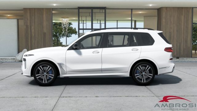 BMW X7 M60i 48V - foto 4 di 4