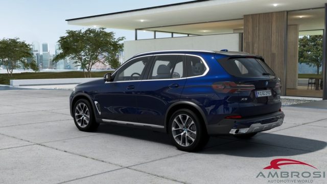 BMW X5 xDrive50e - foto 2 di 4