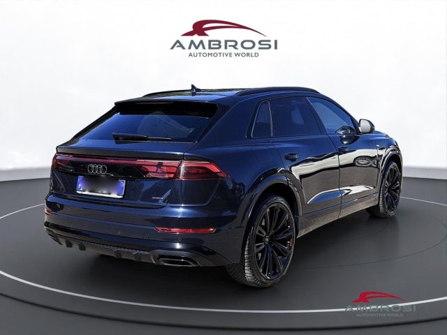 Audi Q8 3.0 tdi mhev S line edition quattro 286cv tiptroni - foto 3 di 4