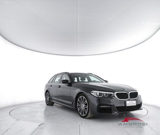 BMW 520 Serie 5 d 48V Msport auto S-Drive - foto 2 di 4
