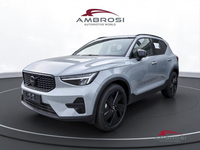 Volvo XC40 Black Edition B3 Mild hybrid Benzina Plus - foto 1 di 4