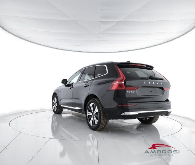Volvo XC60 T6 AWD Plug-in hybrid Elettrica/Benzina Core Brigh - foto 4 di 4