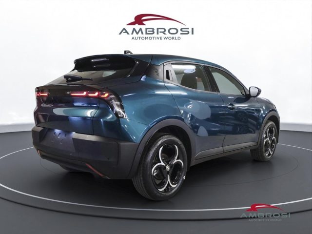 Alfa Romeo Junior BEV - foto 3 di 4