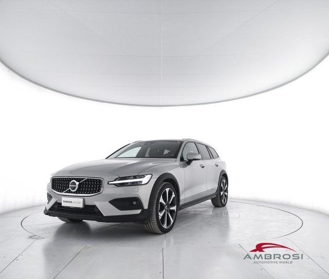 Volvo V60 Cross Country 2.0 b4 Plus awd auto - foto 1 di 4