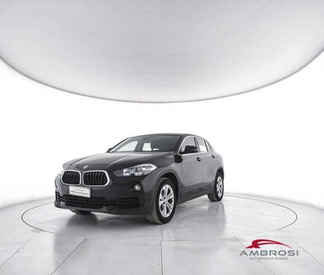 BMW X2 sDrive18d Advantage auto - foto 2 di 4