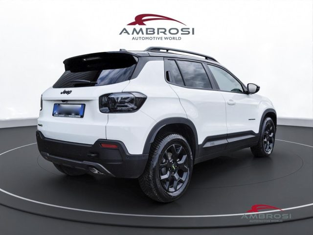 Jeep Avenger 4xe OVERLAND - foto 3 di 4