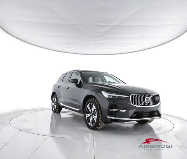 Volvo XC60 T6 AWD Plug-in hybrid Elettrica/Benzina Plus Brigh - foto 2 di 4