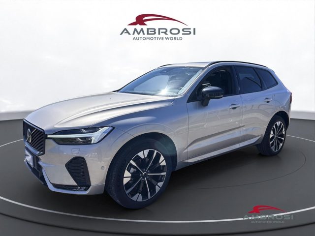 Volvo XC60 B5 AWD Mild hybrid Benzina Ultra Dark usato a CORCIANO