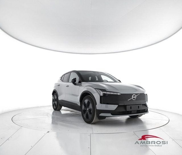 Volvo EX30 Cross Country Ultra Twin Motor Perf - foto 2 di 4