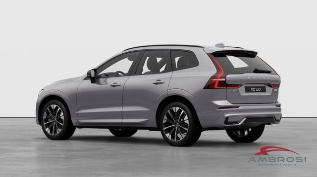 Volvo XC60 B5 AWD Mild hybrid Benzina Plus Dark - foto 3 di 4